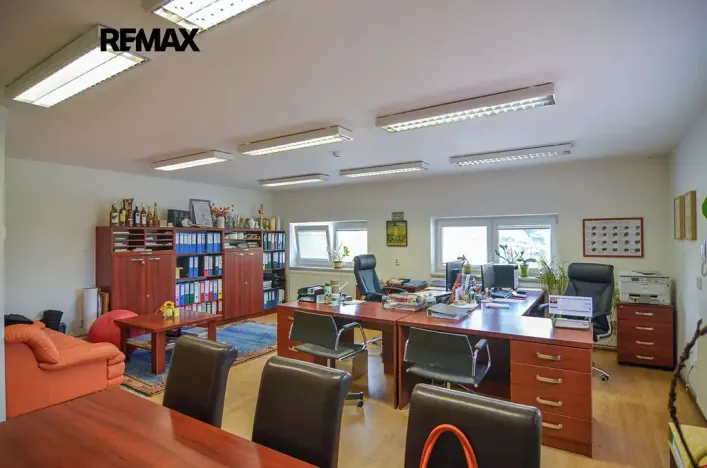 Prodej skladu, Bzenec, 600 m2