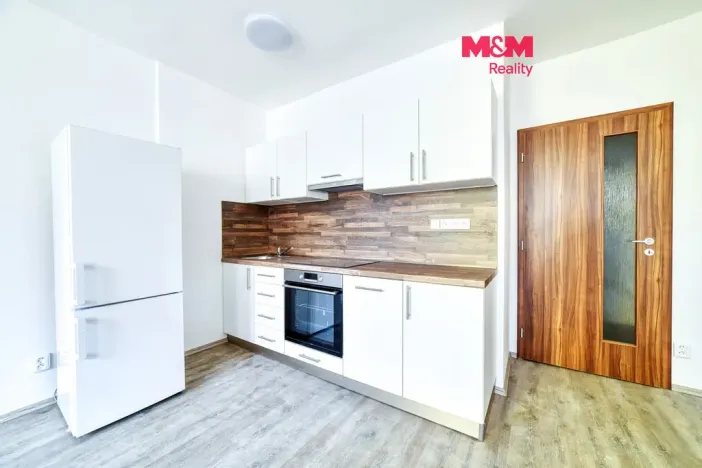 Pronájem bytu 1+kk, Františkovy Lázně, Národní, 30 m2