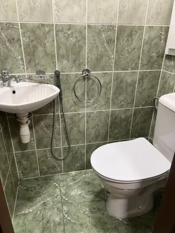 Prodej bytu 3+1, Karlovy Vary, Okružní, 67 m2