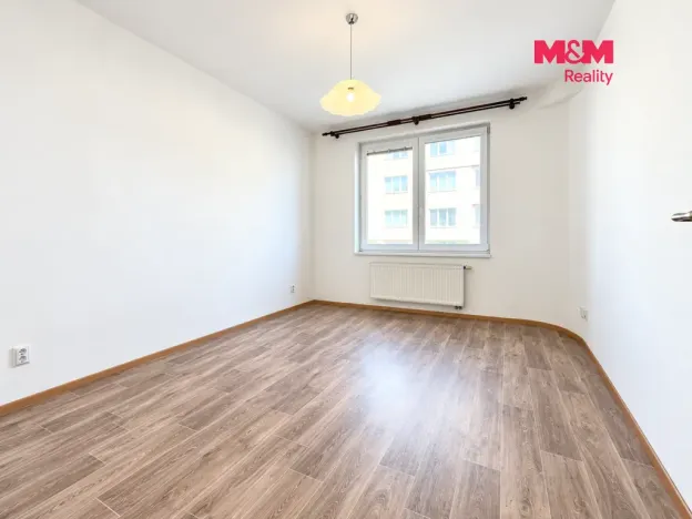 Pronájem bytu 2+1, Praha, U štěpu, 54 m2