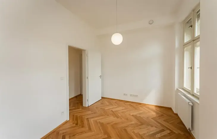 Pronájem bytu 2+kk, Praha - Žižkov, Seifertova, 46 m2