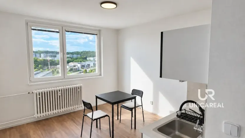 Pronájem bytu 2+kk, Brno - Královo Pole, Herčíkova, 32 m2