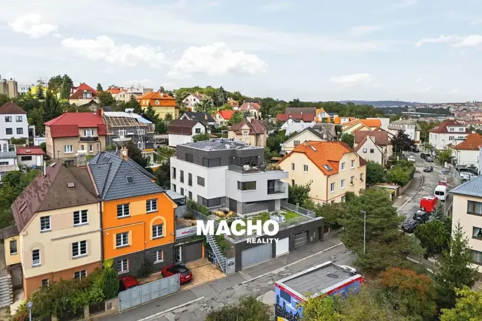 Pronájem bytu 2+1, Praha - Vršovice, Na křivce, 68 m2