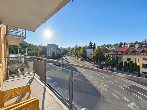 Pronájem bytu 1+kk, Praha - Podolí, Dvorecká, 43 m2
