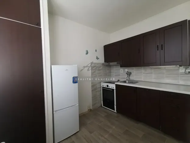 Pronájem bytu 1+1, Mokrá-Horákov, 35 m2