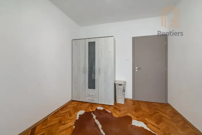 Prodej bytu 4+1, Mariánské Lázně, Na Třešňovce, 80 m2