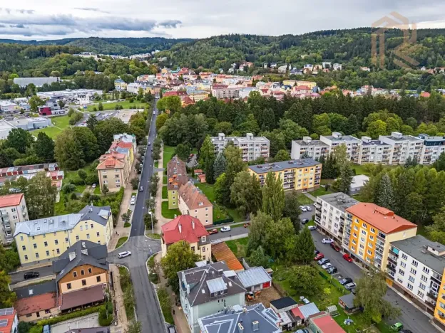 Prodej bytu 4+1, Mariánské Lázně, Na Třešňovce, 80 m2