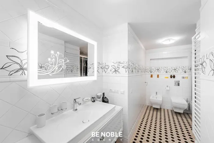 Prodej bytu 3+kk, Karlovy Vary, Zámecký vrch, 108 m2