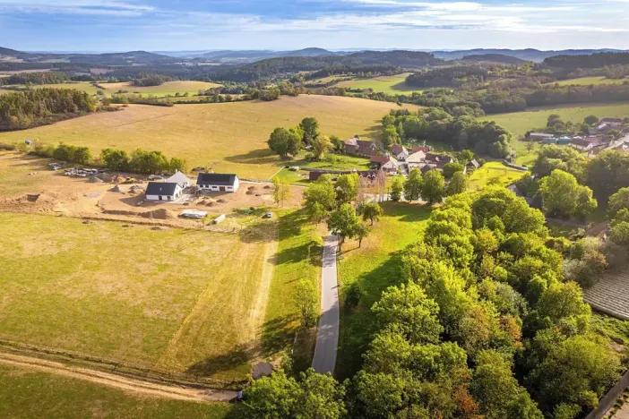 Prodej pozemku pro bydlení, Čestice, 4931 m2