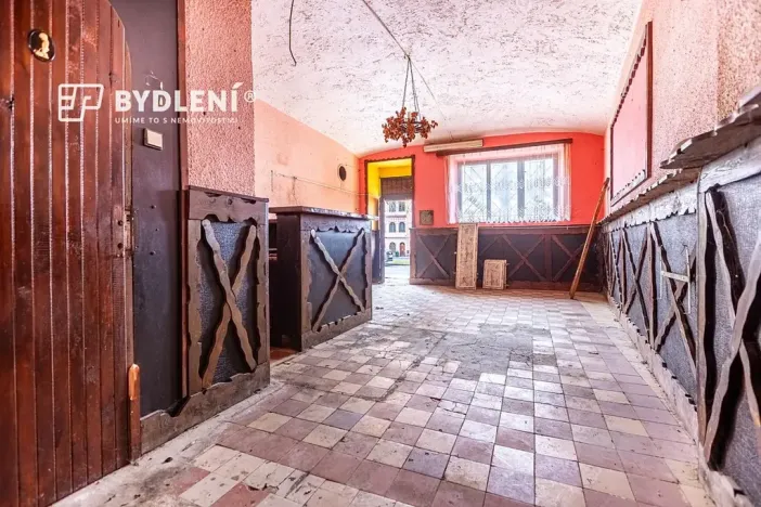 Prodej činžovního domu, Teplice, U Kamenných lázní, 388 m2