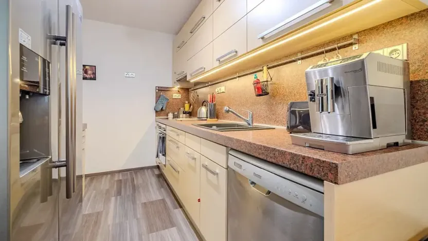 Pronájem bytu 3+1, Poděbrady, Kunštátská, 70 m2