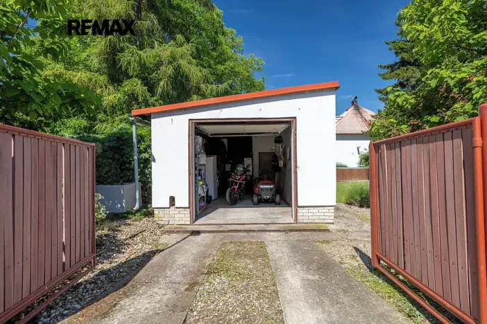 Prodej pozemku pro bydlení, Nelahozeves, 623 m2