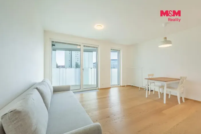 Pronájem bytu 1+kk, Praha - Michle, Hodonínská, 34 m2