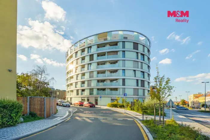 Pronájem bytu 1+kk, Praha - Michle, Hodonínská, 34 m2