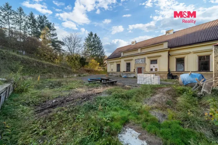 Prodej restaurace, Zvíkovec, 275 m2