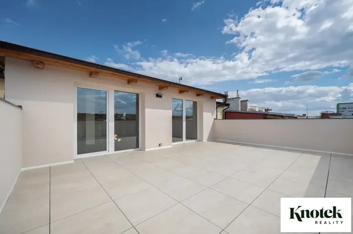 Pronájem bytu 6+kk a větší, Brno, Štefánikova, 400 m2