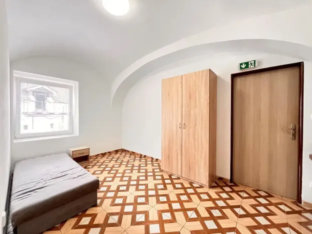 Pronájem bytu 1+kk, Hradec Králové - Plotiště nad Labem, 18 m2