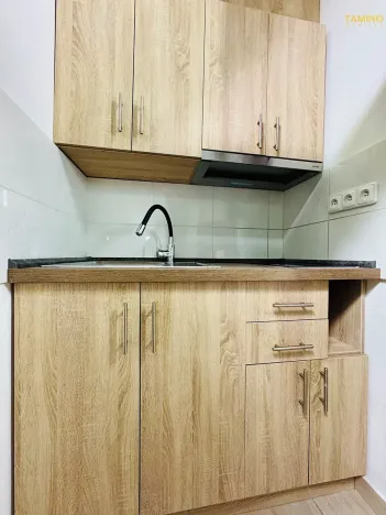 Pronájem bytu 2+kk, Moravské Budějovice, nám. Míru, 43 m2