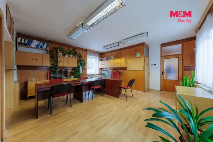Prodej skladu, Karlovy Vary - Stará Role, 900 m2