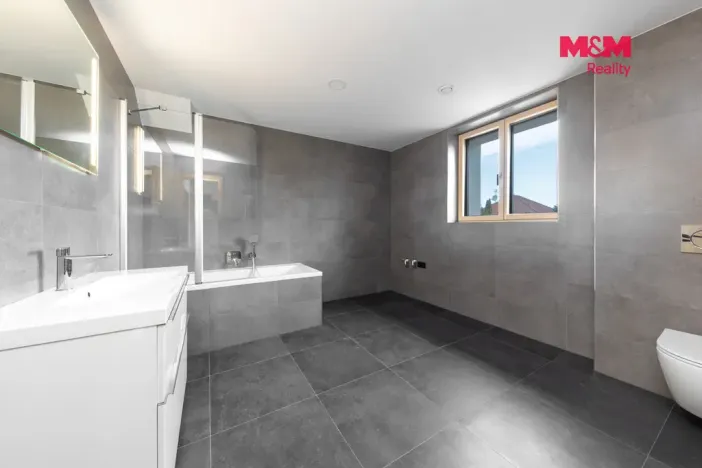 Prodej rodinného domu, Černá Hora, Na Prášilkách, 258 m2