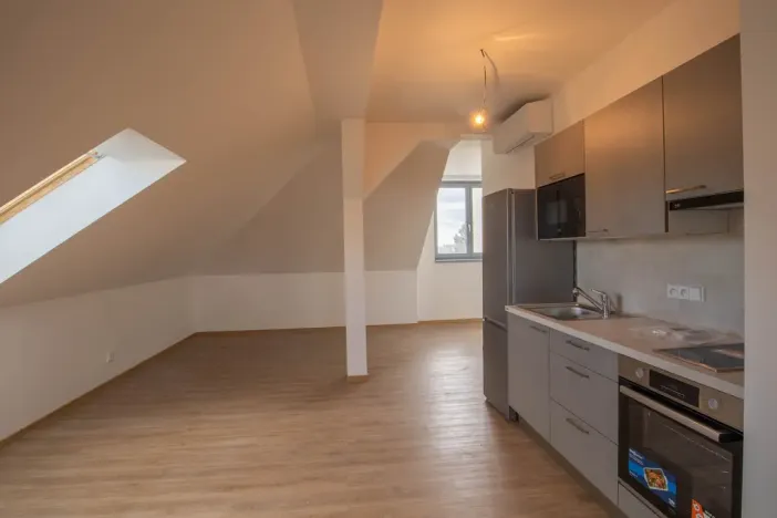 Pronájem bytu 1+kk, Říčany, 17. listopadu, 63 m2