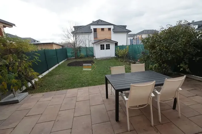 Pronájem rodinného domu, Zlonín, Měšická, 140 m2