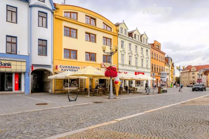 Prodej obchodního prostoru, Vyškov, Masarykovo náměstí, 839 m2