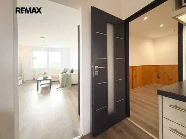 Prodej bytu 4+1, Deštná, U hřiště, 86 m2