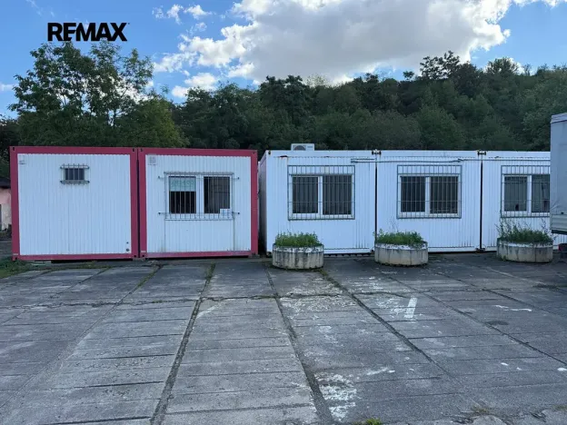 Pronájem skladu, Veleň, K Cihelně, 1100 m2