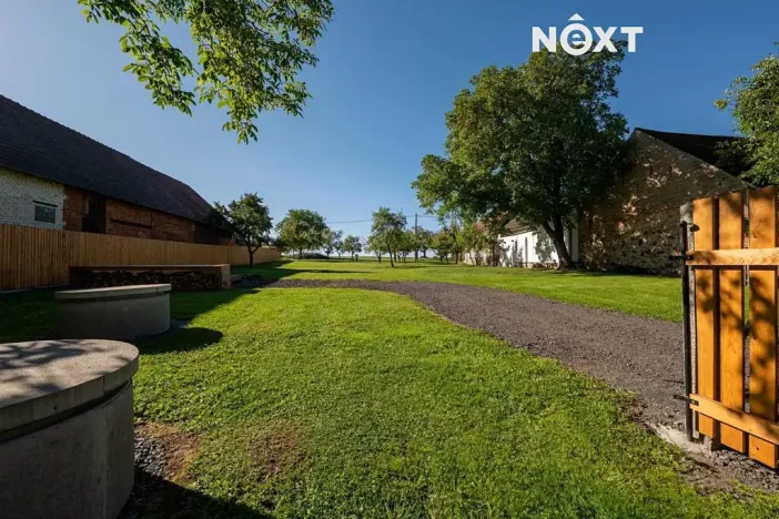 Prodej pozemku pro bydlení, Nové Mitrovice, 1882 m2