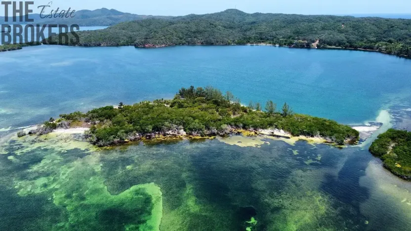 Prodej pozemku, Port Royal, José Santos Guardiola, Honduras, 161996 m2