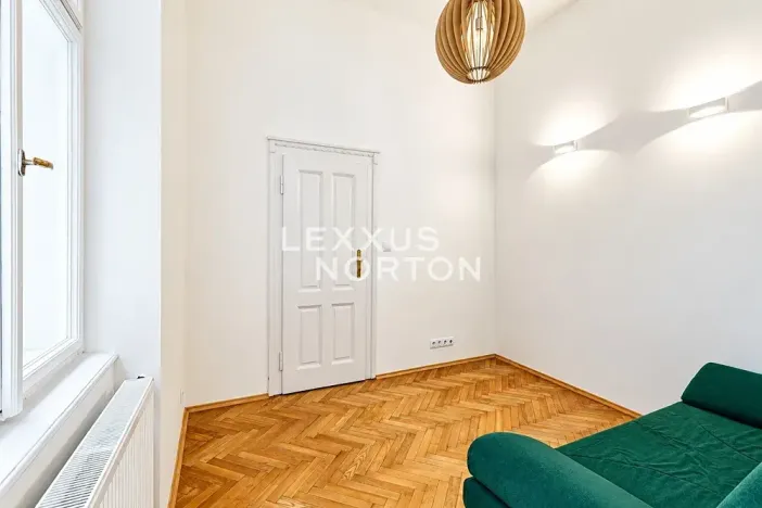 Pronájem bytu 1+1, Praha - Smíchov, Ostrovského, 32 m2