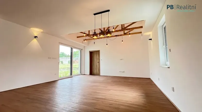Prodej rodinného domu, Očihov, 145 m2