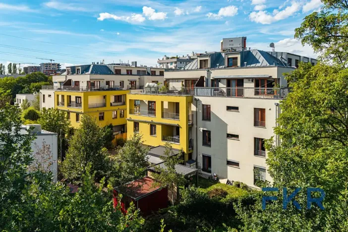 Pronájem bytu 3+kk, Praha - Hloubětín, K náhonu, 68 m2