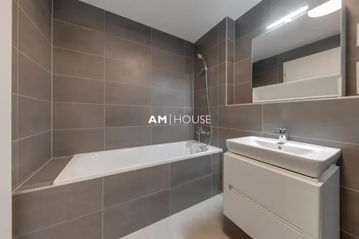 Pronájem bytu 1+kk, Praha - Vysočany, Vysočanská, 32 m2