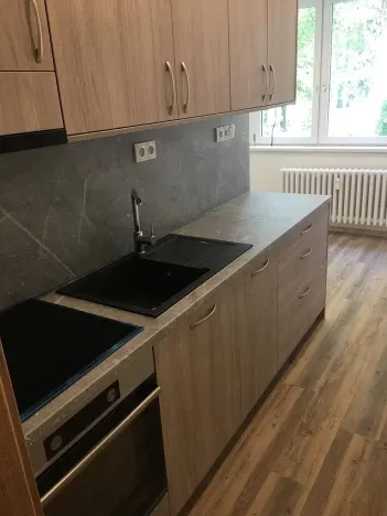 Pronájem bytu 1+1, Uherské Hradiště, Na Rybníku, 38 m2