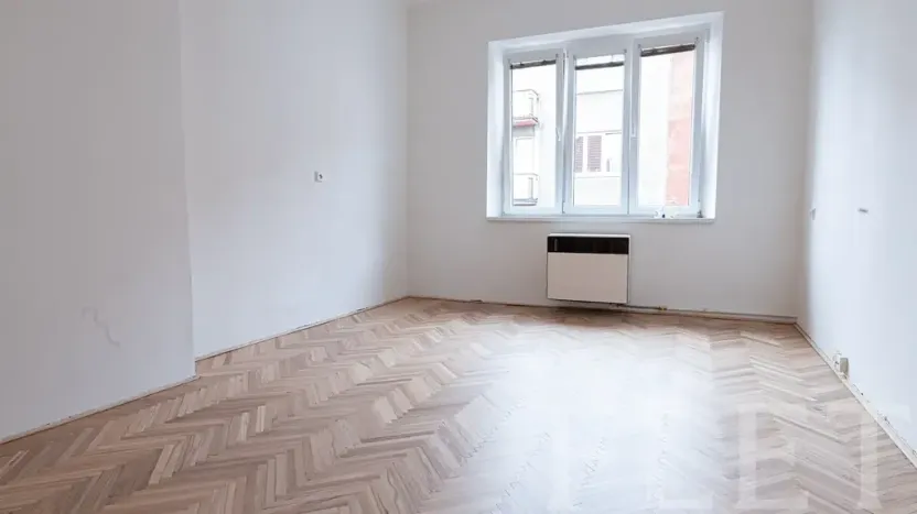 Pronájem bytu 2+kk, Praha - Vršovice, Tolstého, 45 m2