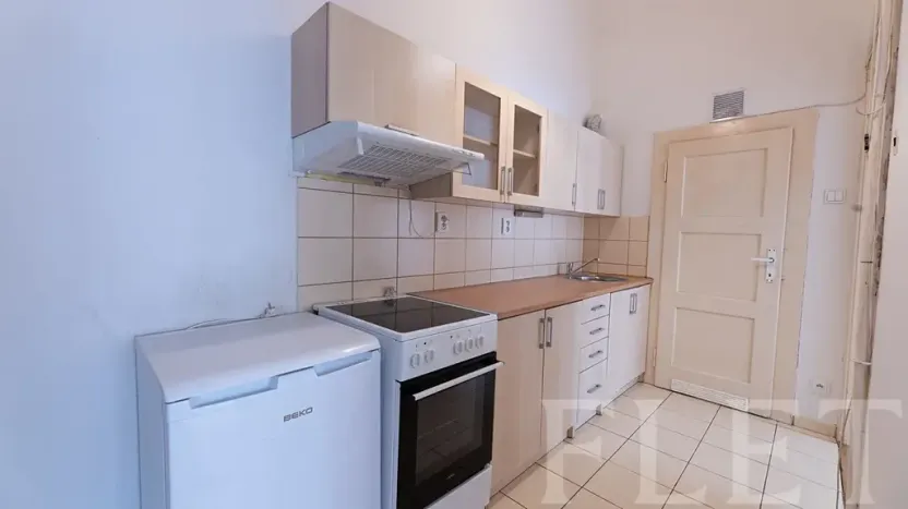 Pronájem bytu 2+kk, Praha - Vršovice, Tolstého, 45 m2