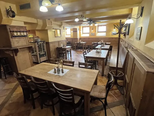 Pronájem restaurace, Brno, Purkyňova, 243 m2