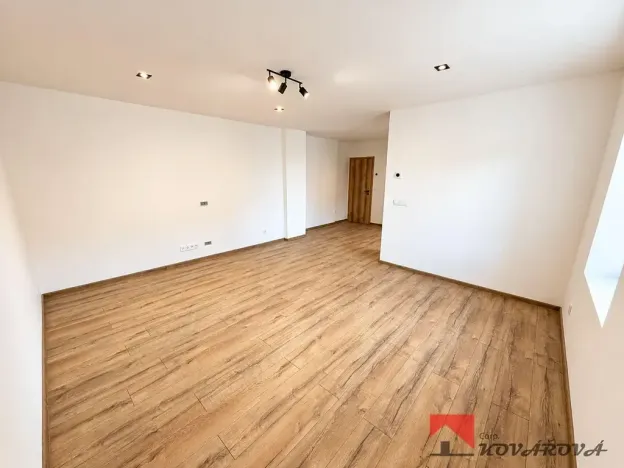 Prodej bytu 2+kk, Smečno, 56 m2