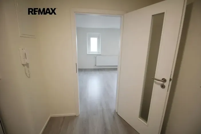 Pronájem bytu 1+kk, Kolín, Krčínova, 34 m2