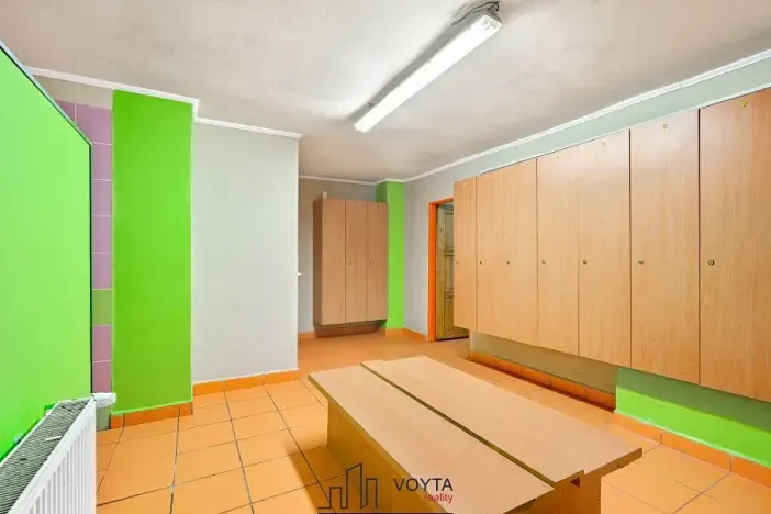 Prodej komerční nemovitosti, Karlovy Vary, Truhlářská, 464 m2