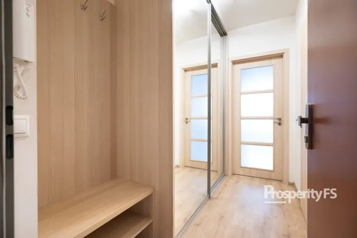 Prodej bytu 1+kk, Praha - Vysočany, Freyova, 33 m2