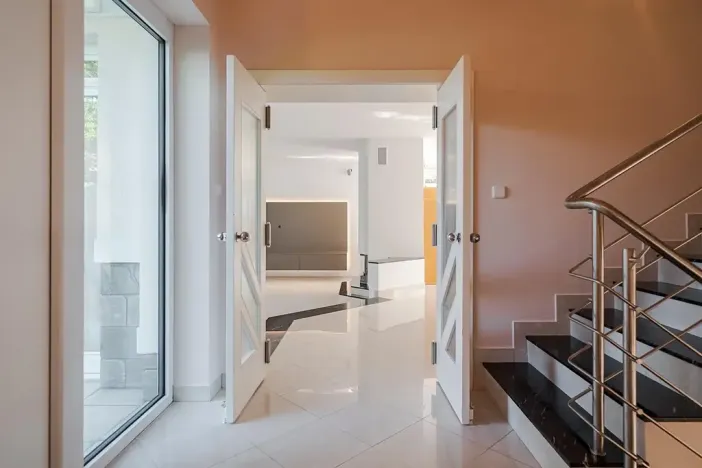 Pronájem rodinného domu, Benátky, 241 m2