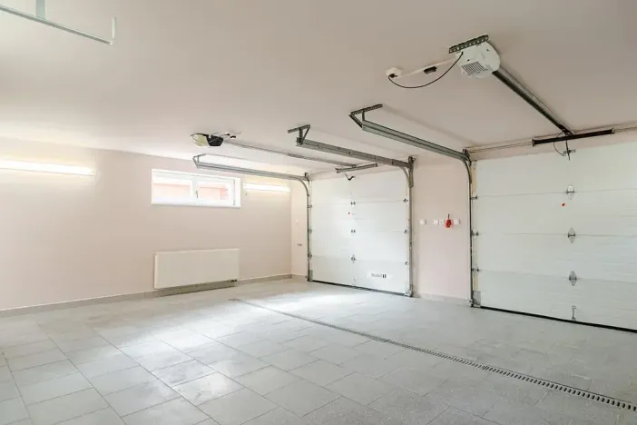 Pronájem rodinného domu, Benátky, 241 m2