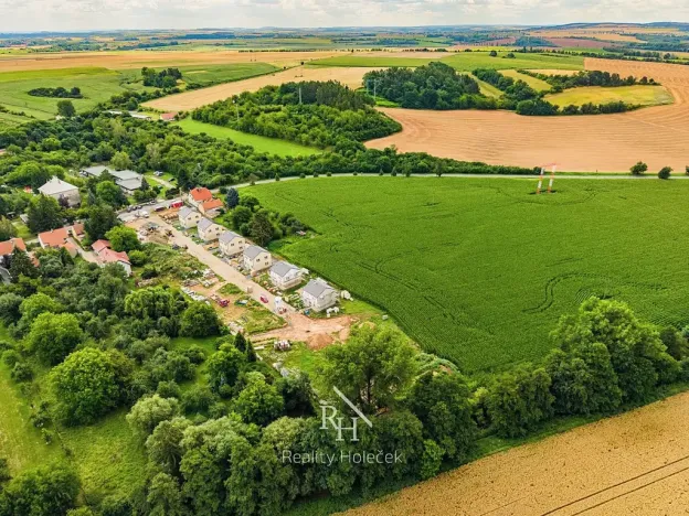 Prodej pozemku pro bydlení, Klučov, 6413 m2