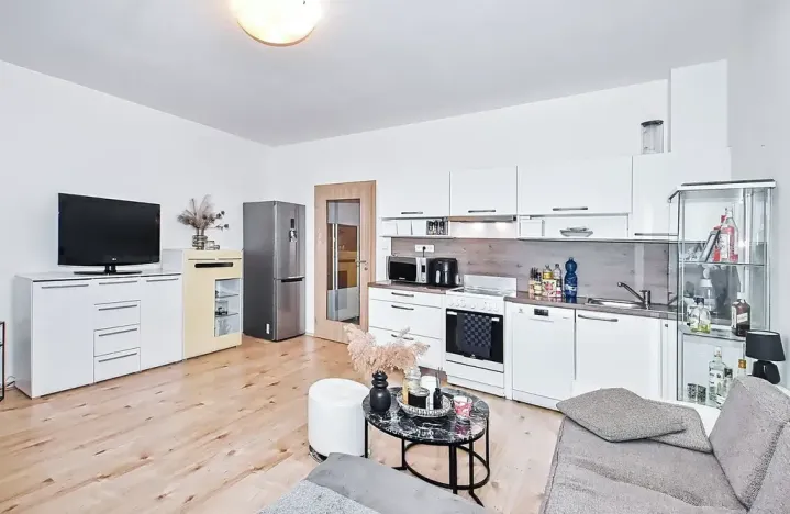 Prodej bytu 1+kk, Kladno, Jaroslava Holečka, 36 m2