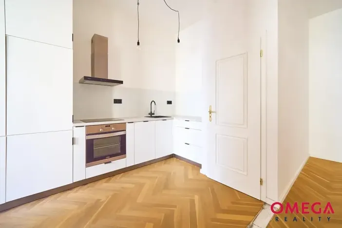 Prodej bytu 2+kk, Praha - Bubeneč, U studánky, 64 m2