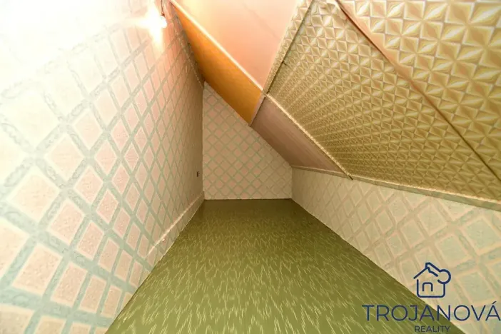 Pronájem rodinného domu, Benešov, Nezvalova, 250 m2