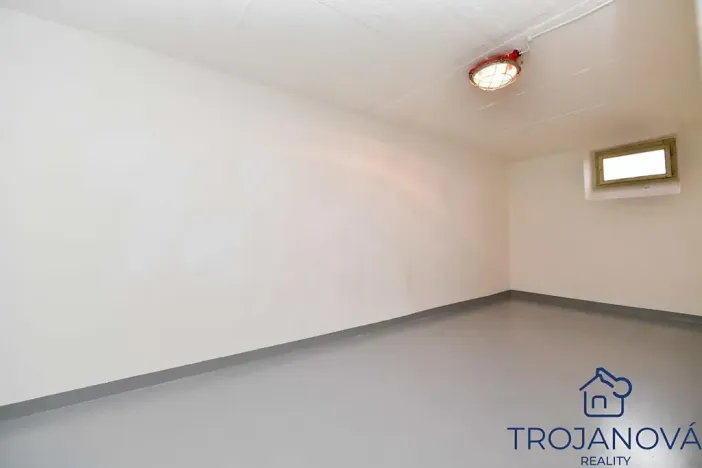 Pronájem rodinného domu, Benešov, Nezvalova, 250 m2